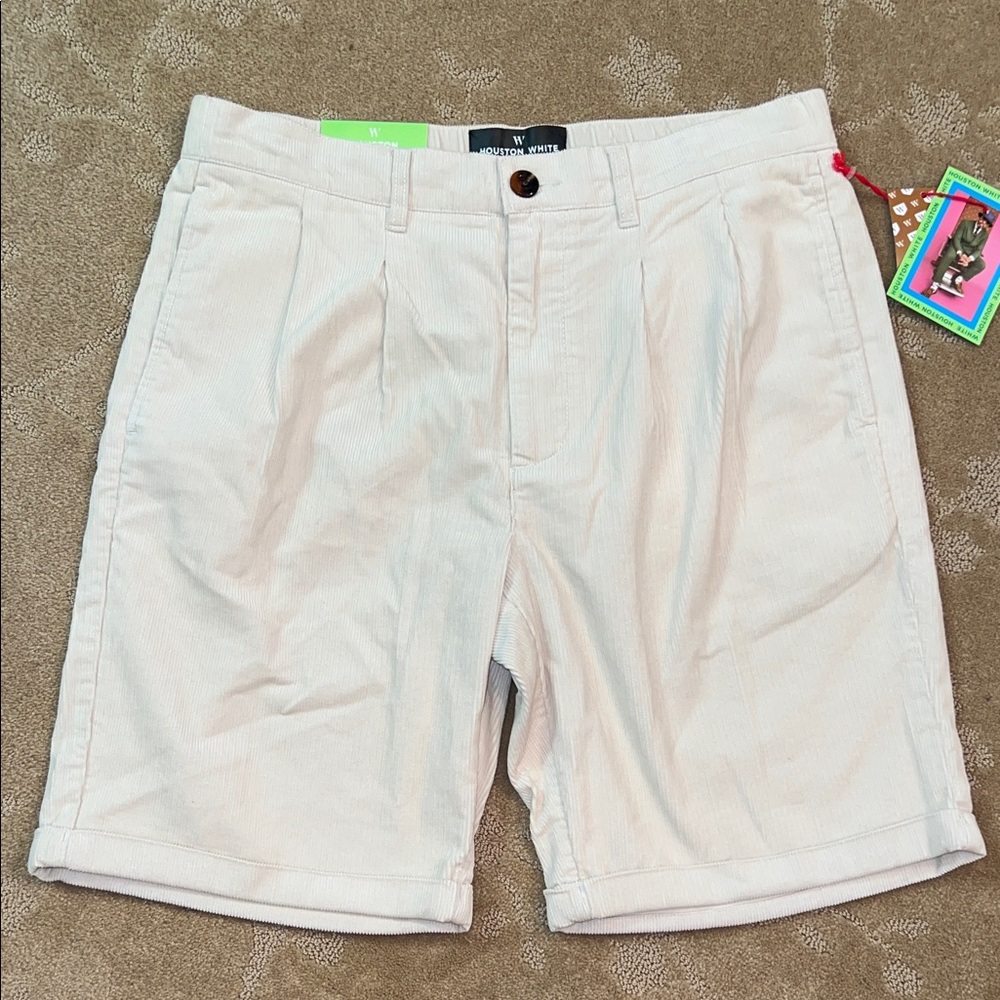 NWT Men’s Houston White 9” Cream Corduroy Shorts, Size Medium (32)